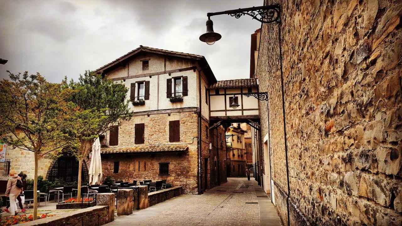 Ibarrenea Apartamento Pamplona Buitenkant foto